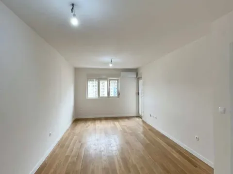 Sale, one bedroom apartment, 49m², Central Point, Podgorica