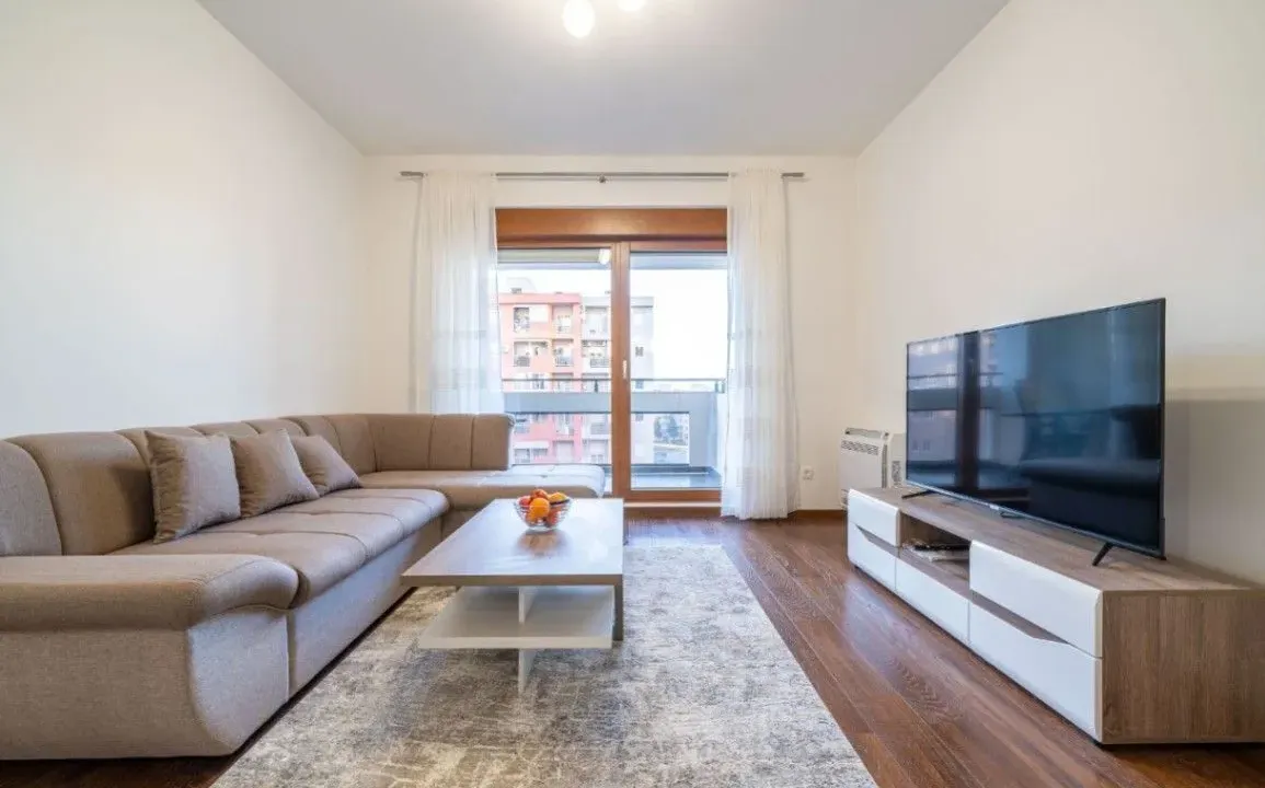 Izdavanje, dvosoban stan, 70m², Master Kvart, Podgorica