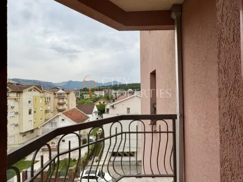 Izdavanje, stan, 85m², Momišići, Podgorica - image 11