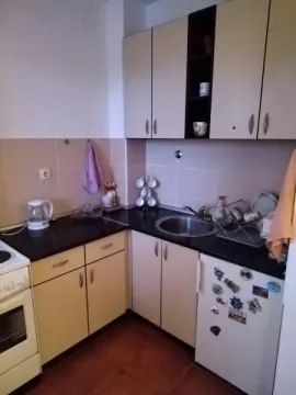 Izdavanje, garsonjera, 31m², Bulevar Evrope, Novi Sad Sve Podlokacije - image 4