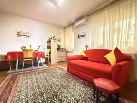 Stan in Đeram Pijaca