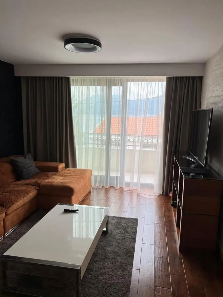 Prodaja, kuća, 365m², Krašići, Tivat