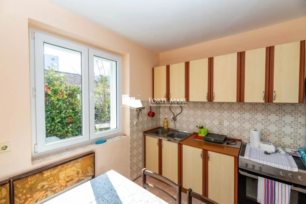 Prodaja, dvosoban stan, 75m², Kumbor, Herceg Novi