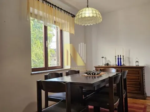 Sale, house, 331m², Lipov gaj, Novi Sad Sve Podlokacije - image 17