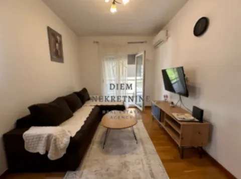 Rent, one bedroom apartment, 45m², City Kvart, Podgorica