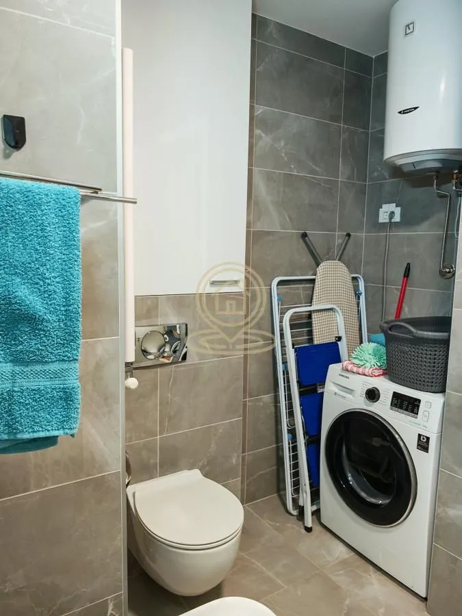 Izdavanje, dvosoban stan, 48m², Novi Beograd Blok 65, Novi Beograd Sve Podlokacije