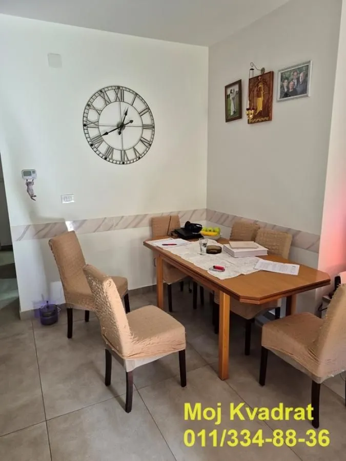 Prodaja, trosoban stan, 71m², Stari Banovci, Stara Pazova