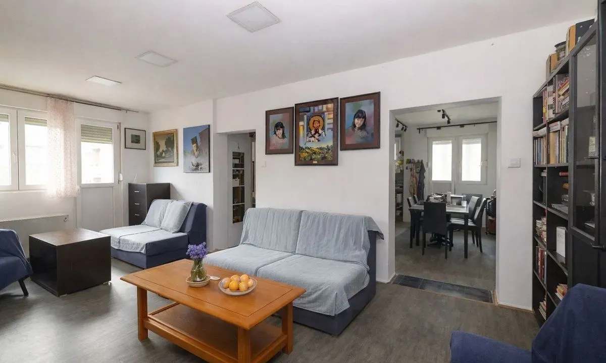 Prodaja, dvosoban stan, 62m², Karaburma, Palilula Sve Podlokacije