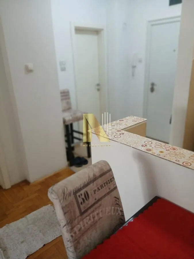 Izdavanje, jednosoban stan, 37m², Grbavica, Novi Sad Sve Podlokacije