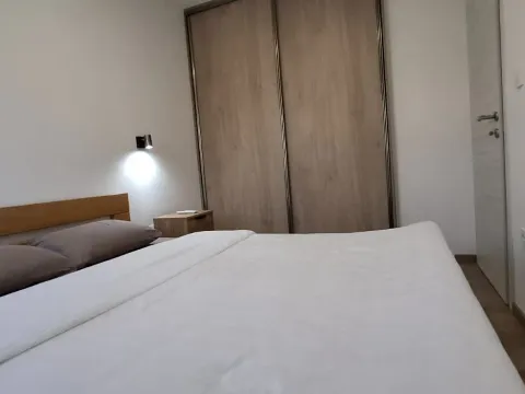 Izdavanje, dvosoban stan, 68m², Centar, Podgorica - image 14