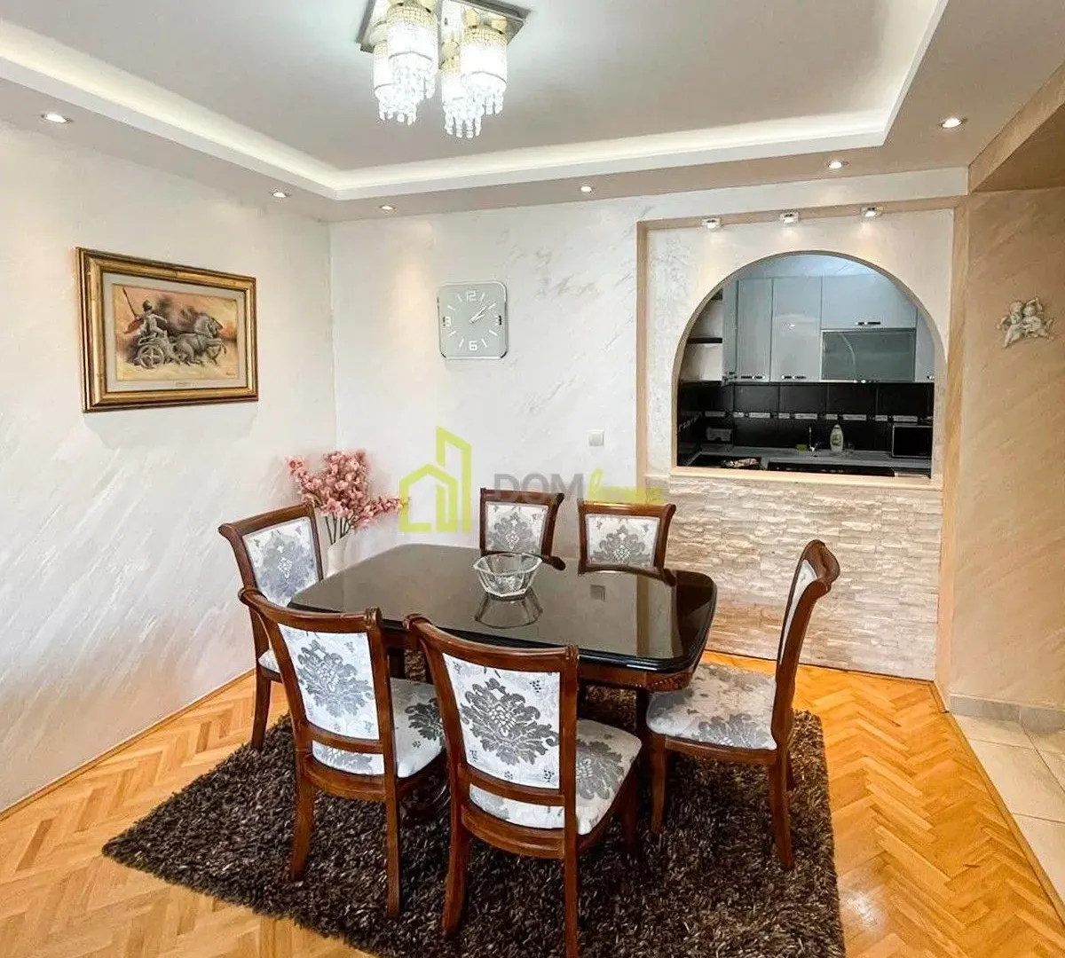 Prodaja, dvosoban stan, 74m², Stara Varoš, Podgorica