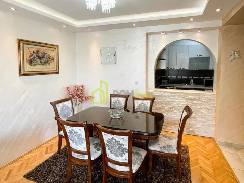 Prodaja, dvosoban stan, 74m², Stara Varoš, Podgorica - image 3