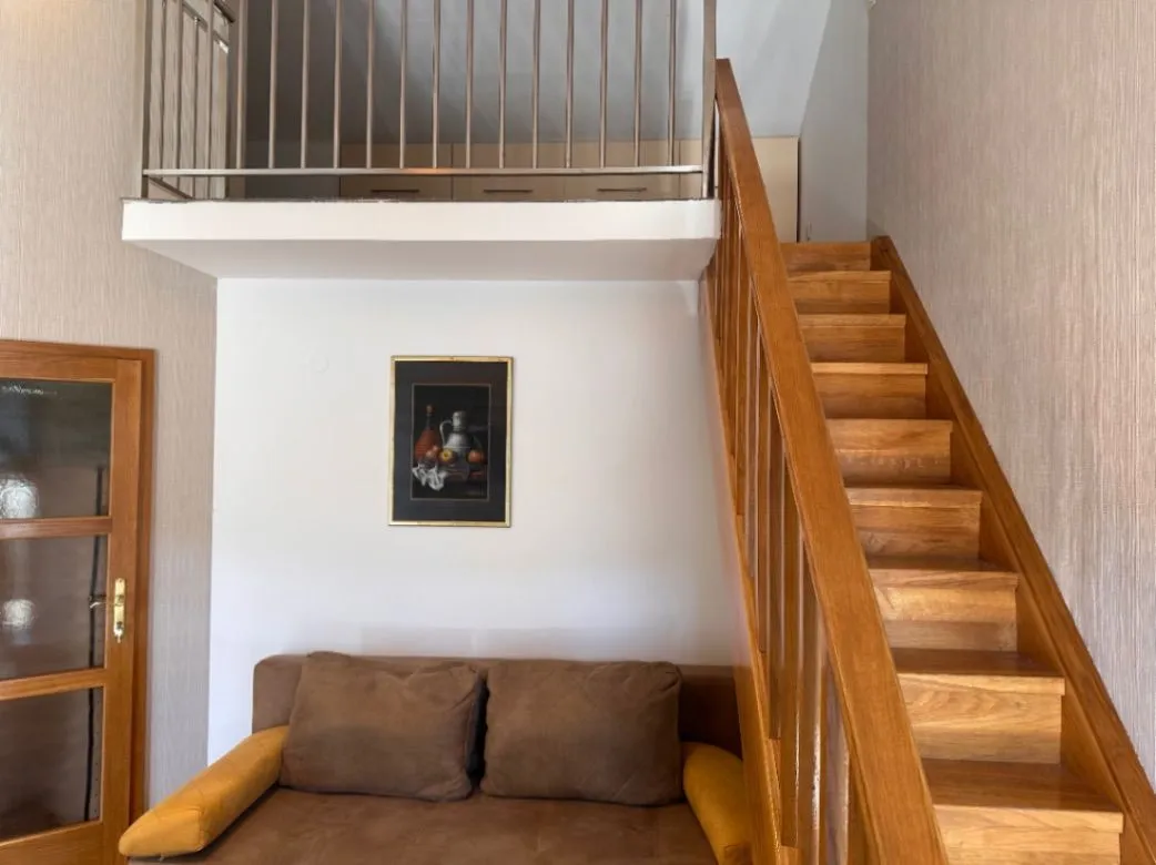 Izdavanje, dvosoban stan, 62m², Đenovići, Herceg Novi