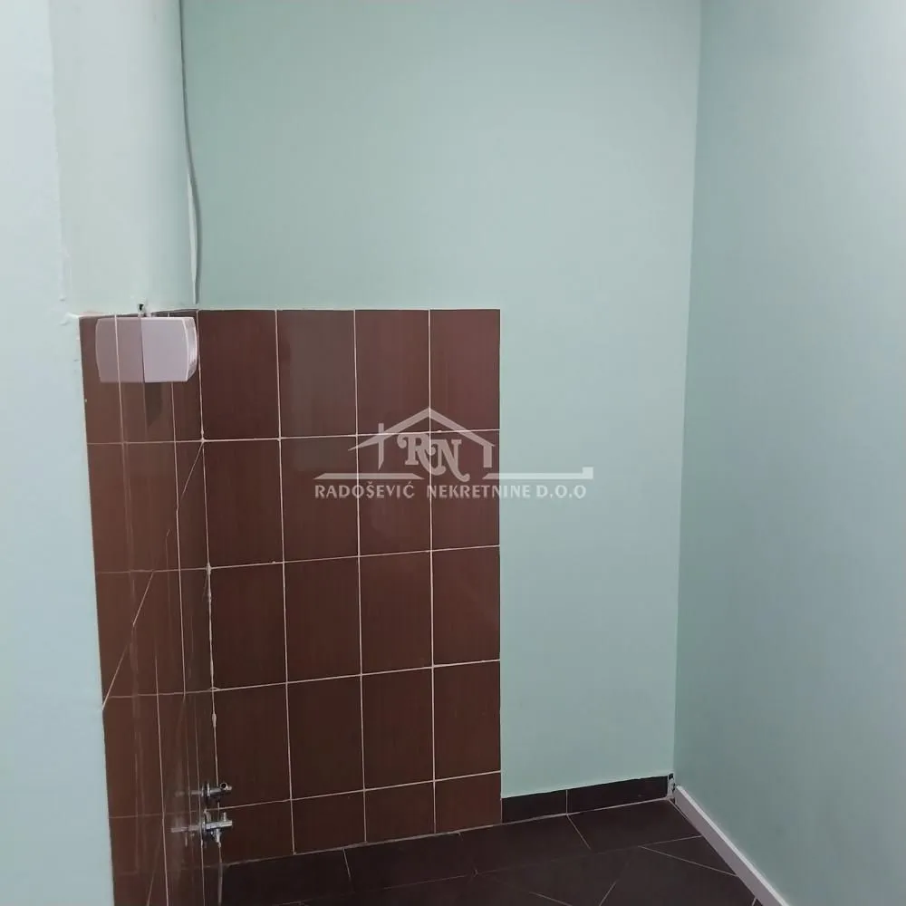 Rent, office space, 51m², Čukarička Padina, Beograd