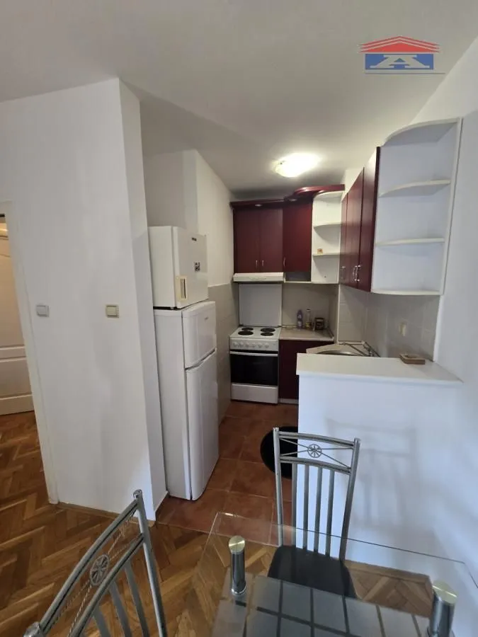 Izdavanje, jednosoban stan, 35m², Nova Detelinara, Novi Sad Sve Podlokacije
