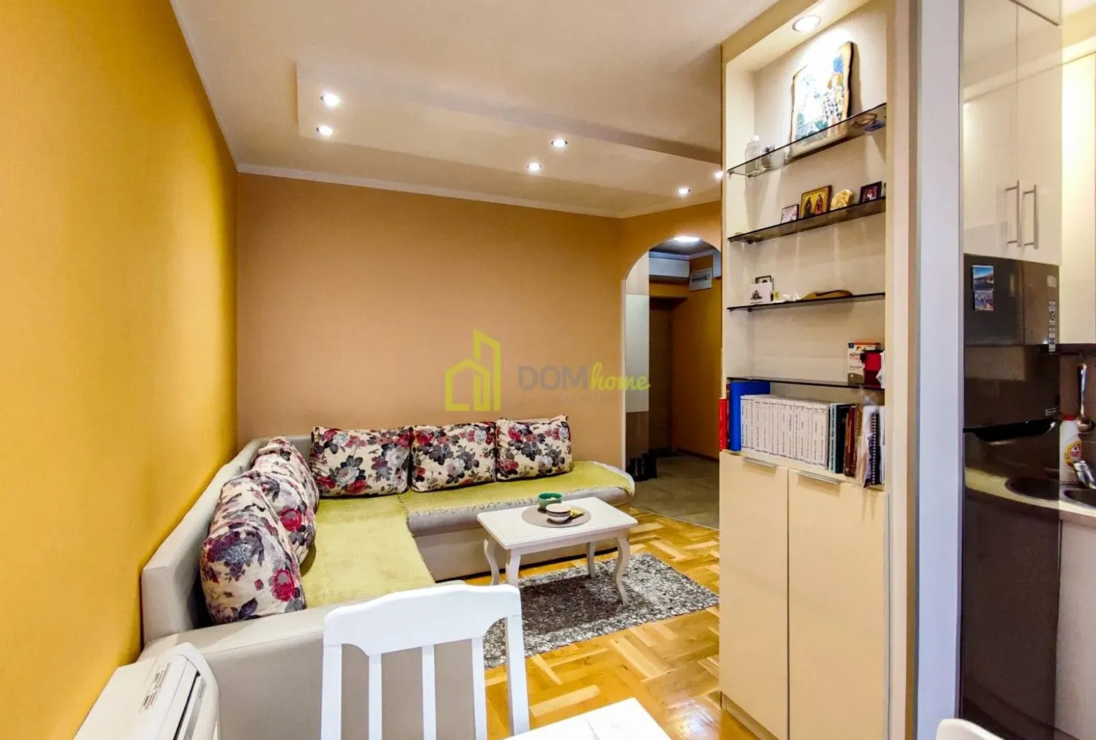Prodaja, dvosoban stan, 50m², Preko Morače, Podgorica
