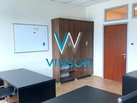 Izdavanje, poslovni prostor, 107m², Sajam, Novi Sad Sve Podlokacije - image 3