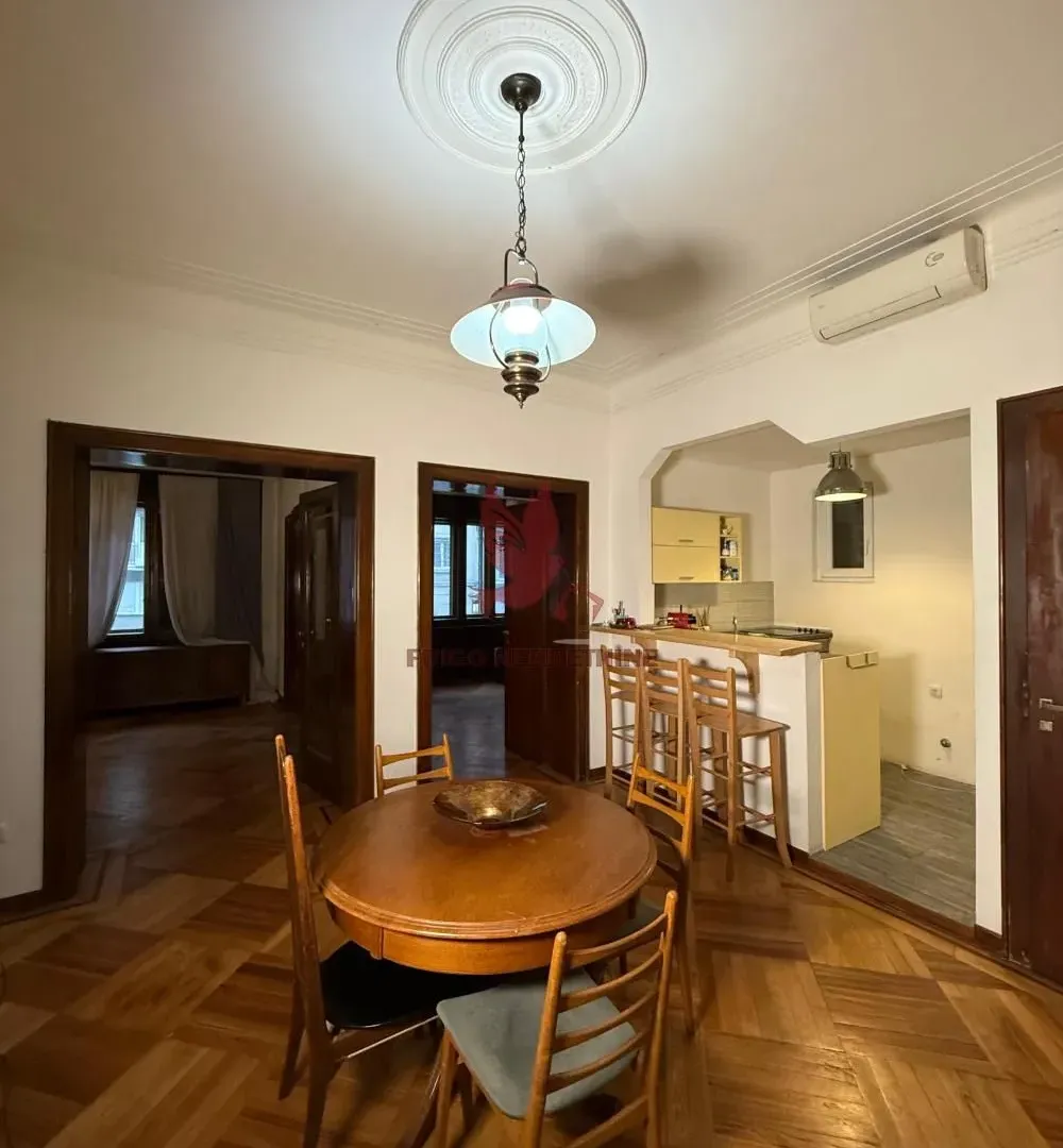Sale, four bedroom apartment, 100m², Savski Venac, Beograd