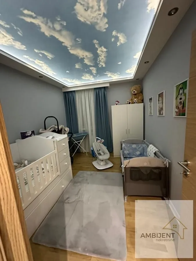 Sale, three bedroom apartment, 110m², Centar, Stara Pazova
