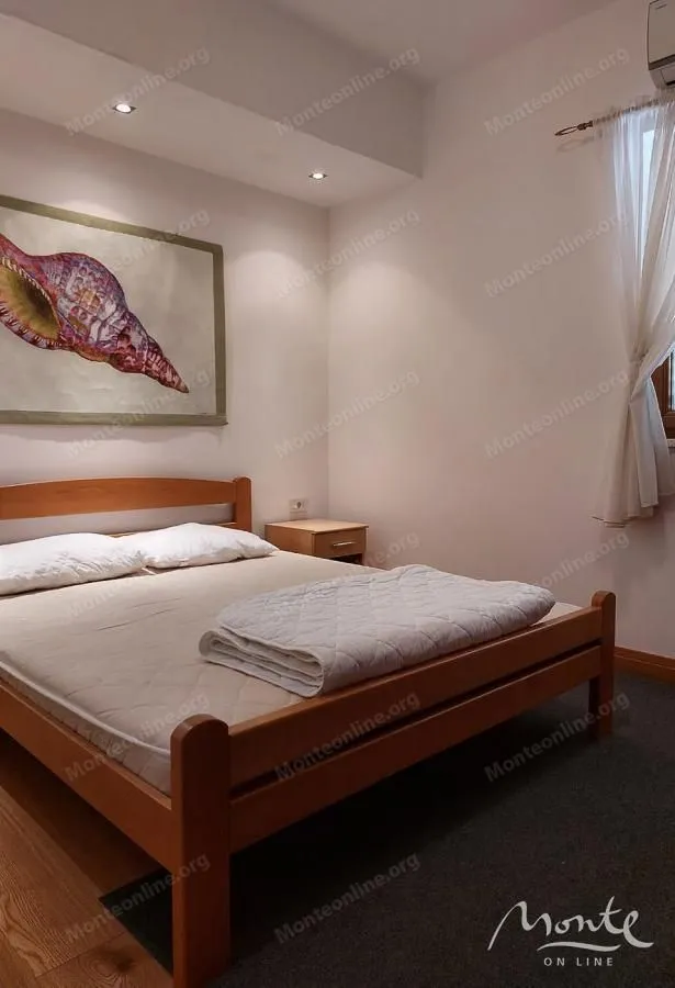Sale, office space, 950m², Bečići, Budva
