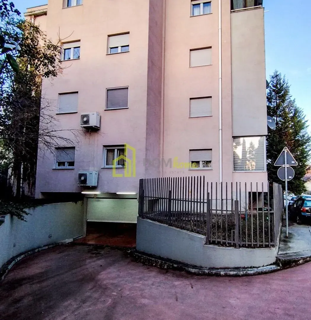Sale, three bedroom apartment, 108m², Gorica C, Podgorica