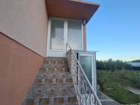 Izdavanje, dvosoban stan, 140m², Podgorica, Crna Gora - image 2