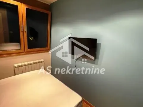 Izdavanje, stan, 40m², Stari Grad, Beograd - image 7