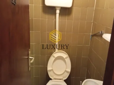 Izdavanje, dvosoban stan, 67m², Blok 6, Podgorica - image 2