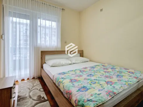 Sale, two bedroom apartment, 65m², Stari Aerodrom, Podgorica - image 4