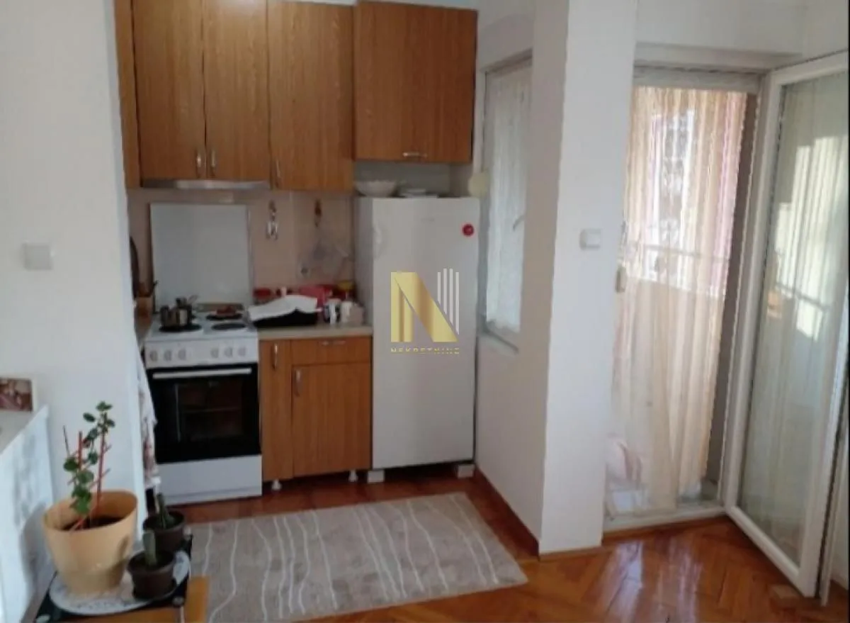 Prodaja, dvosoban stan, 45m², Detelinara, Novi Sad Sve Podlokacije