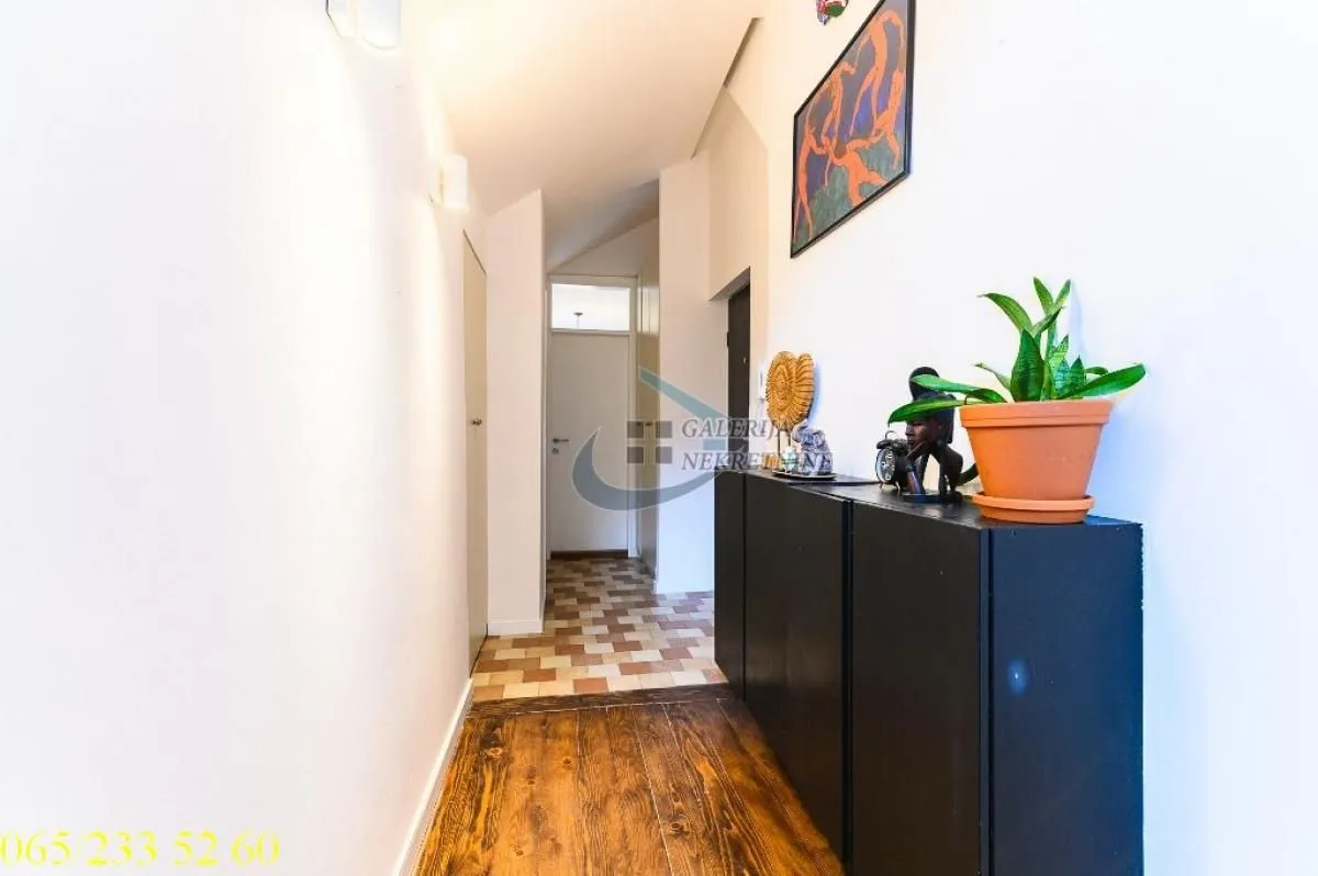 Sale, two bedroom apartment, 45m², Vračar Sve Podlokacije, Beograd