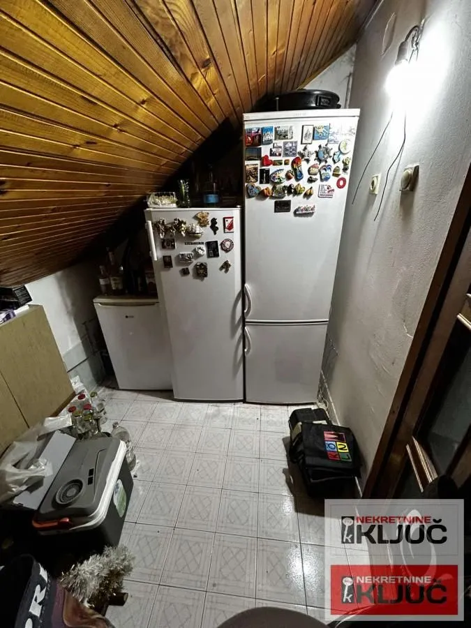 Prodaja, trosoban stan, 99m², Sajmište, Novi Sad