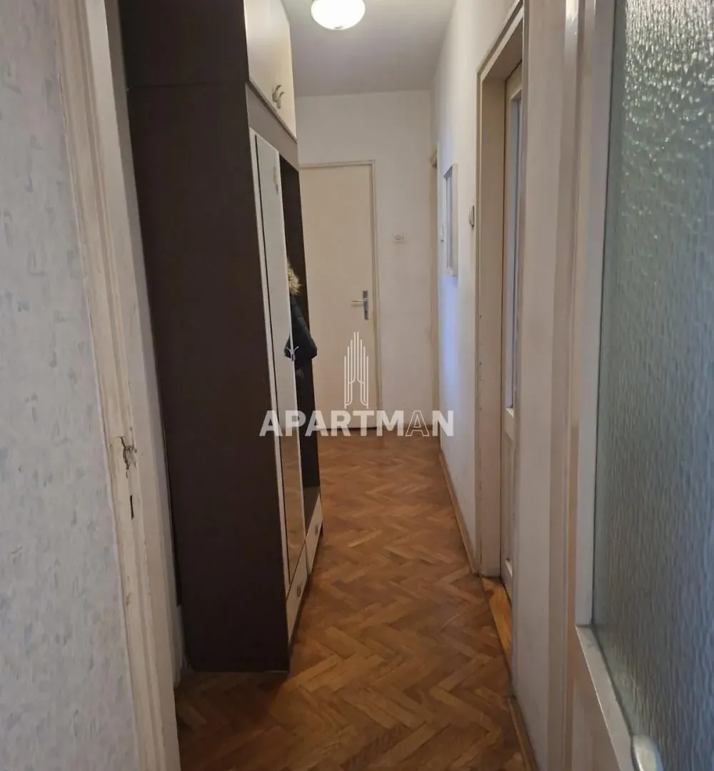 Prodaja, trosoban stan, 69m², Stari Merkator, Novi Beograd Sve Podlokacije