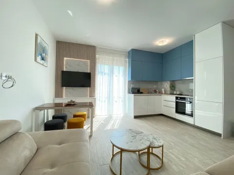 Rent, one bedroom apartment, 50m², Bečići, Budva - image 7