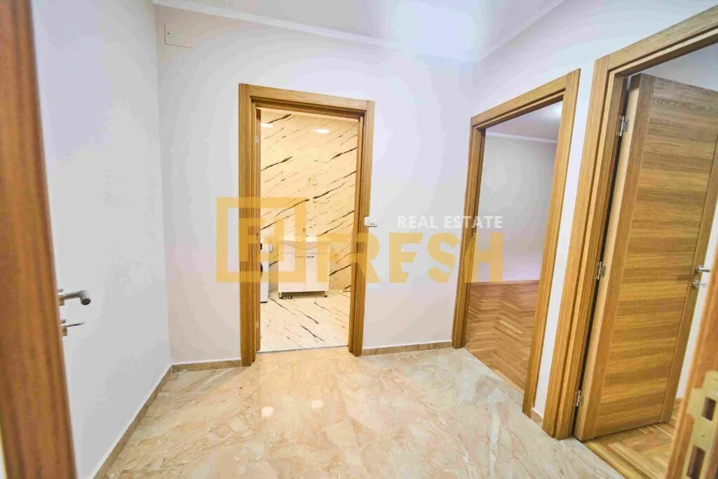 Prodaja, trosoban stan, 112m², Stari Aerodrom, Podgorica