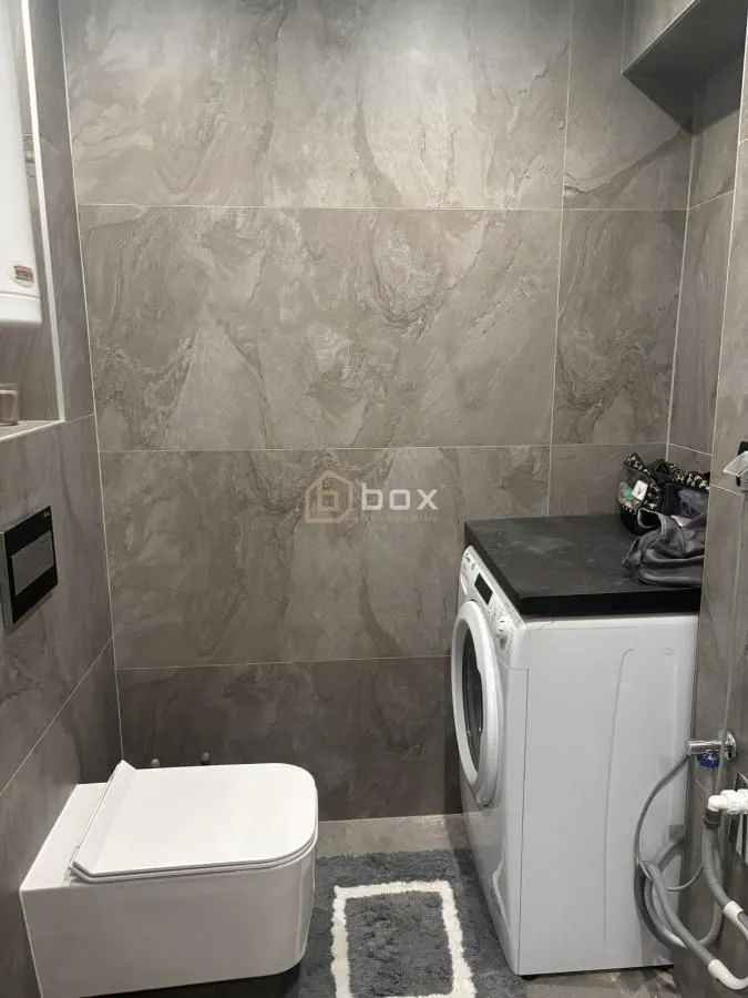 Prodaja, trosoban stan, 98m², Medijana, Niš