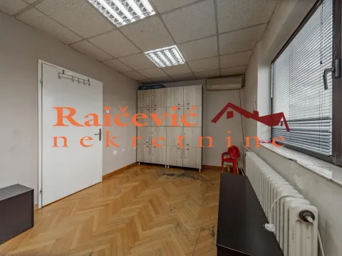 Sale, office space, 273m², Banovo Brdo, Beograd - image 11