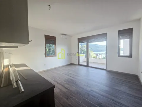 Sale, one bedroom apartment, 44m², Kumbor, Herceg Novi