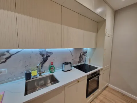 Izdavanje, dvosoban stan, 72m², Tivat, Crna Gora - image 6