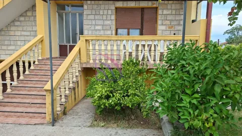 Entrance to the house with stairs, terrace and landscaped yard. - image 4