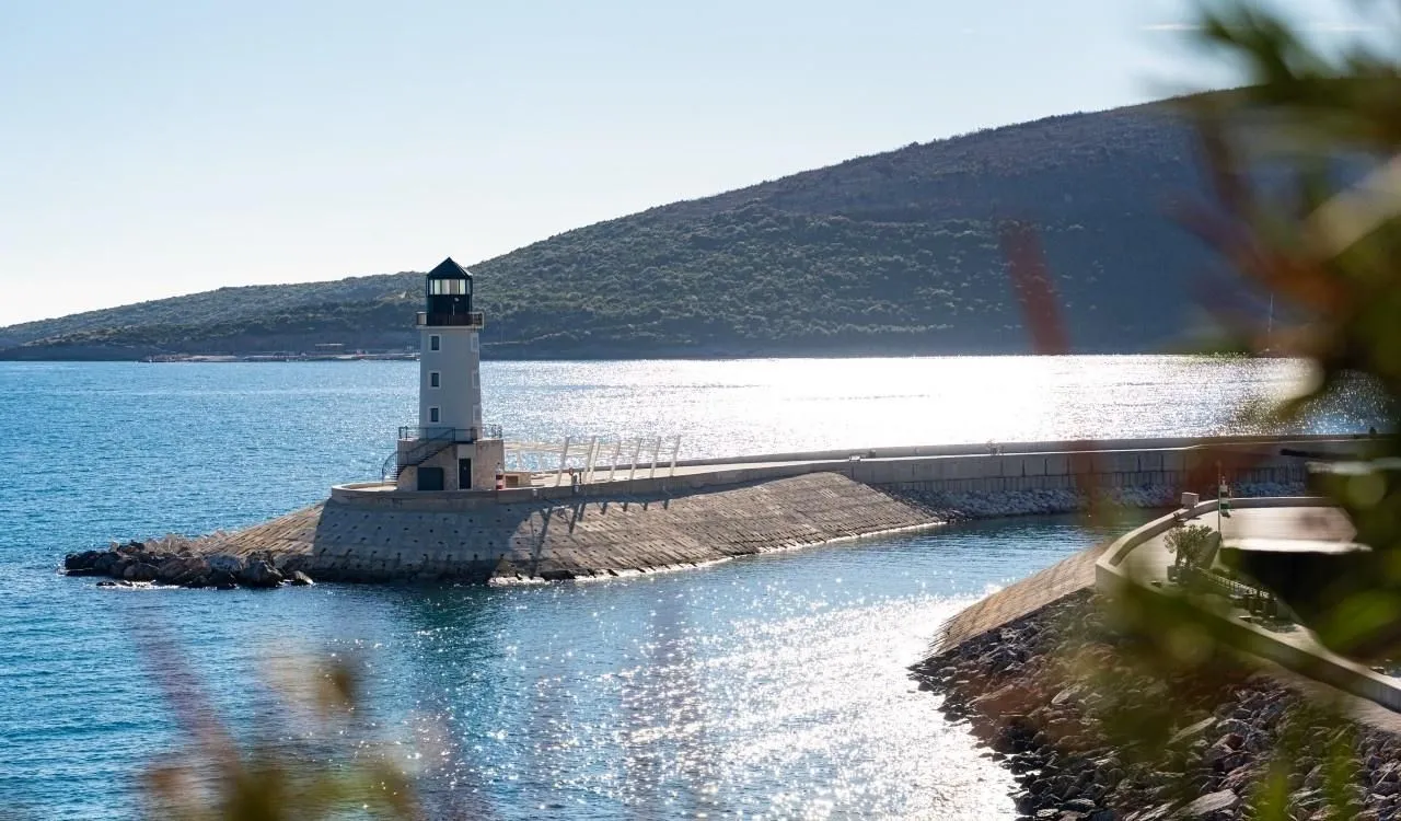 Prodaja, trosoban stan, 108m², Luštica Bay, Tivat