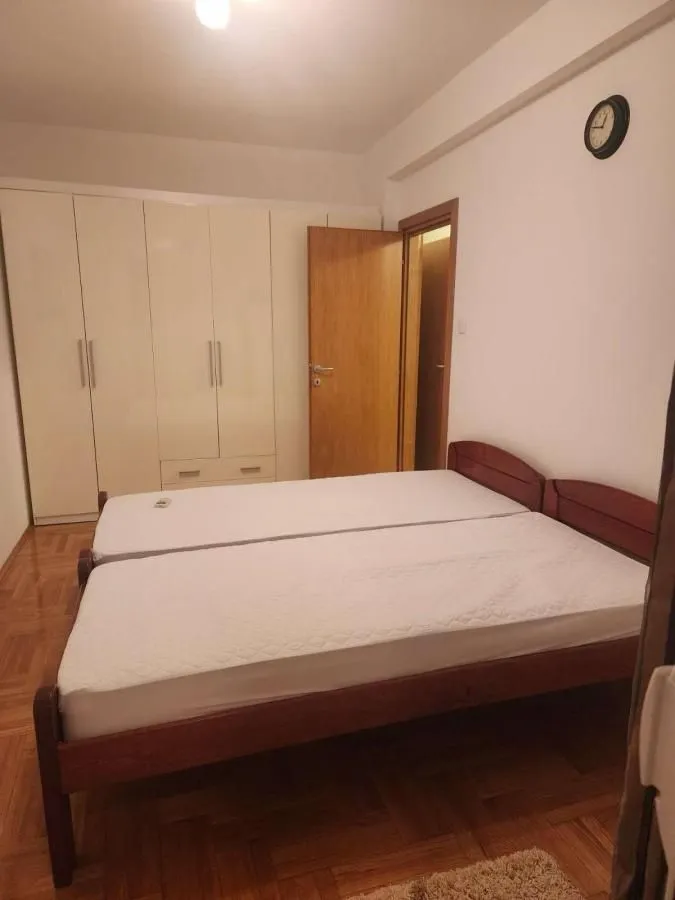 Rent, one bedroom apartment, 47m², Centar, Budva