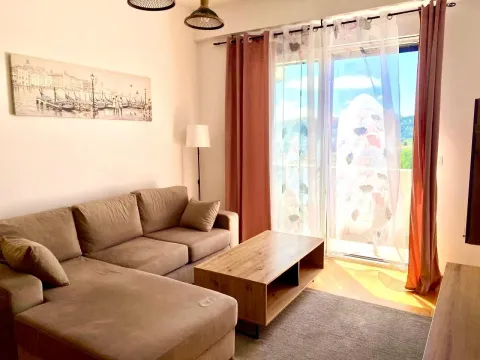 Prodaja, jednosoban stan, 46m², Centar, Bar - image 3