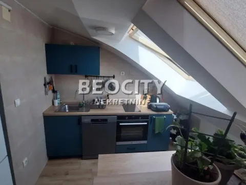 Prodaja, četvorosoban stan, 90m², Petrovaradin, Novi Sad - image 9