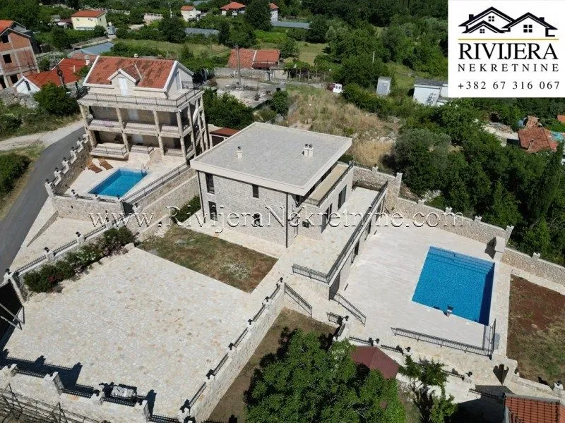 Prodaja, kuća, 300m², Žvinje, Herceg Novi