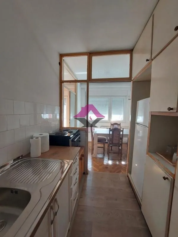 Izdavanje, dvosoban stan, 66m², Palilulska Pijaca, Palilula Sve Podlokacije