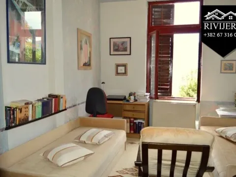 Prodaja, četvorosoban stan, 177m², Centar, Herceg Novi - image 3