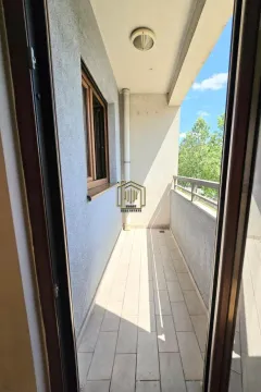 Prodaja, dvosoban stan, 64m², Stari Aerodrom, Podgorica - image 12