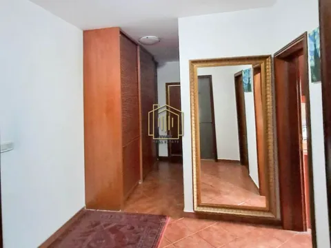 Sale, three bedroom apartment, 130m², Gorica C, Podgorica - image 12