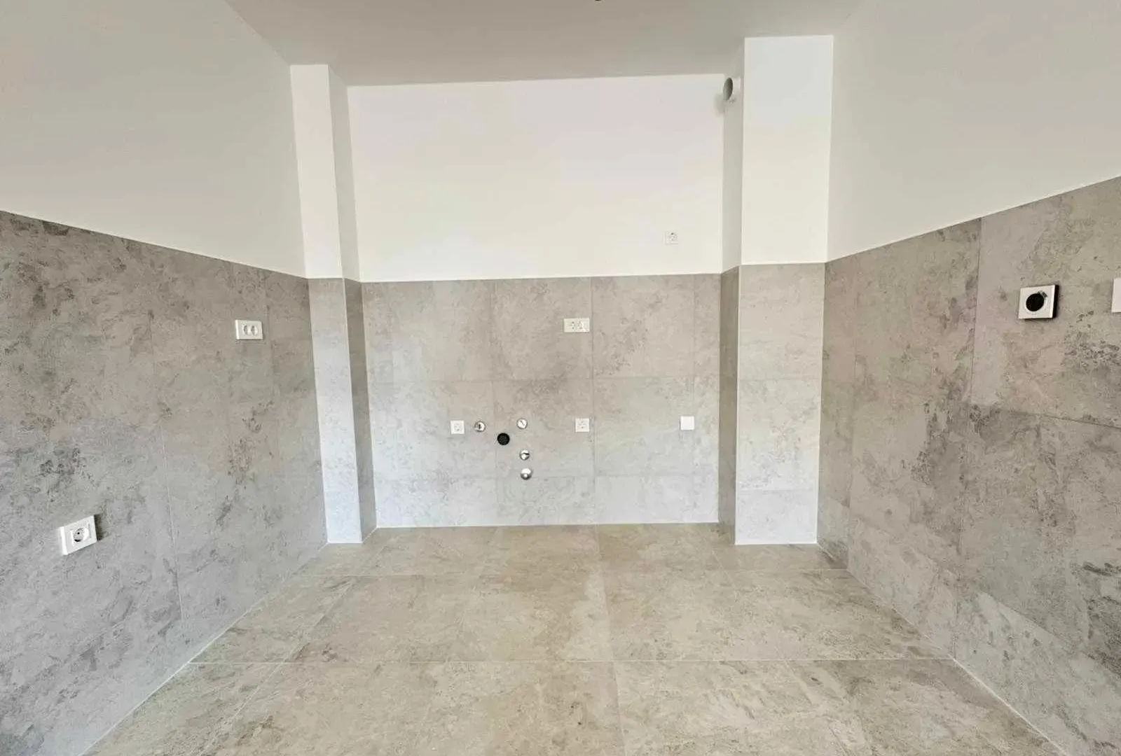 Rent, one bedroom apartment, 49m², Tološka šuma, Podgorica